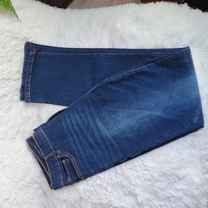 ✔️Lucky Brand Jeans